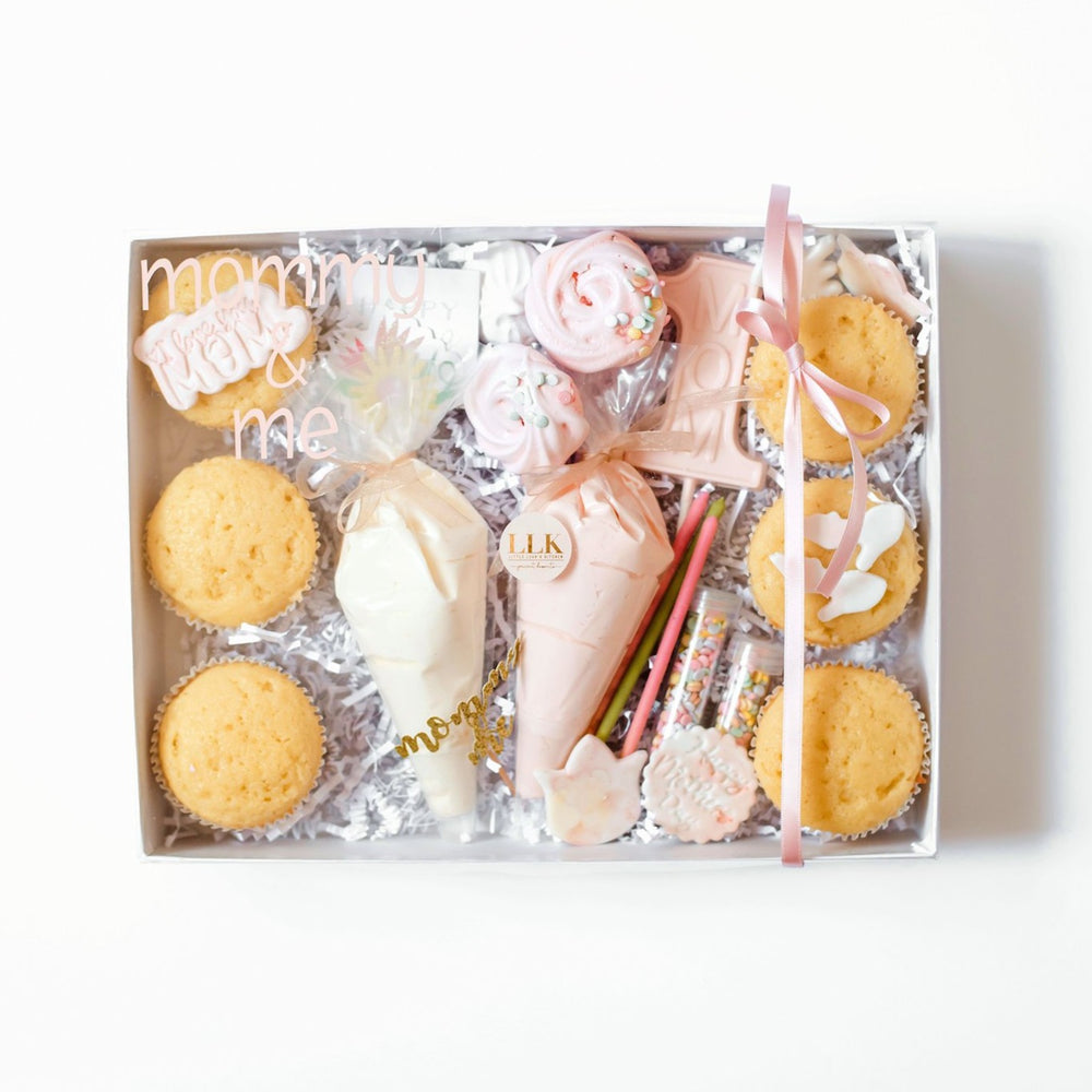 
                  
                    DIY Mommy & Me | Deluxe Duo Cupcake Kit
                  
                
